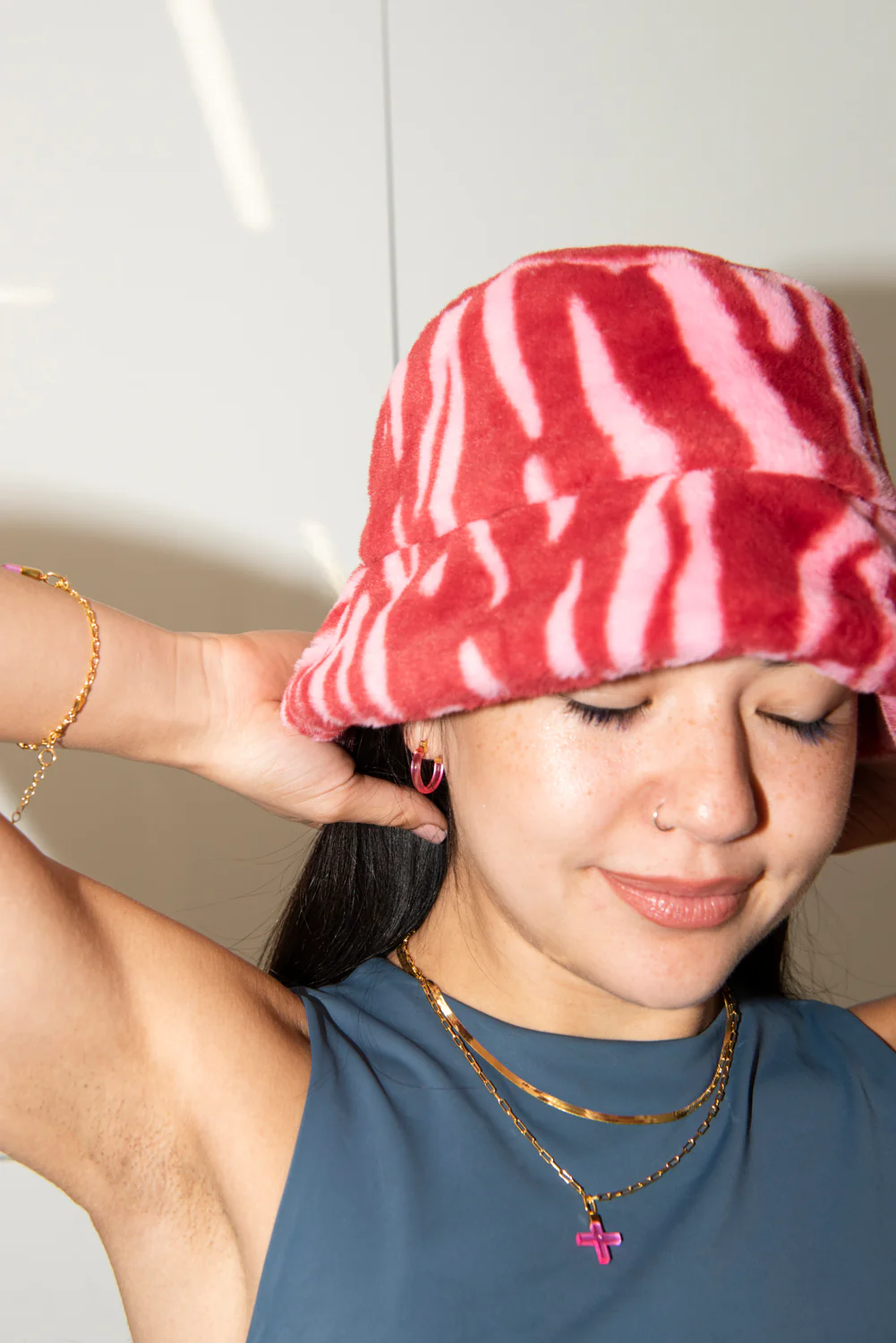 Cross Resin with Zirconia Charm - Image 9