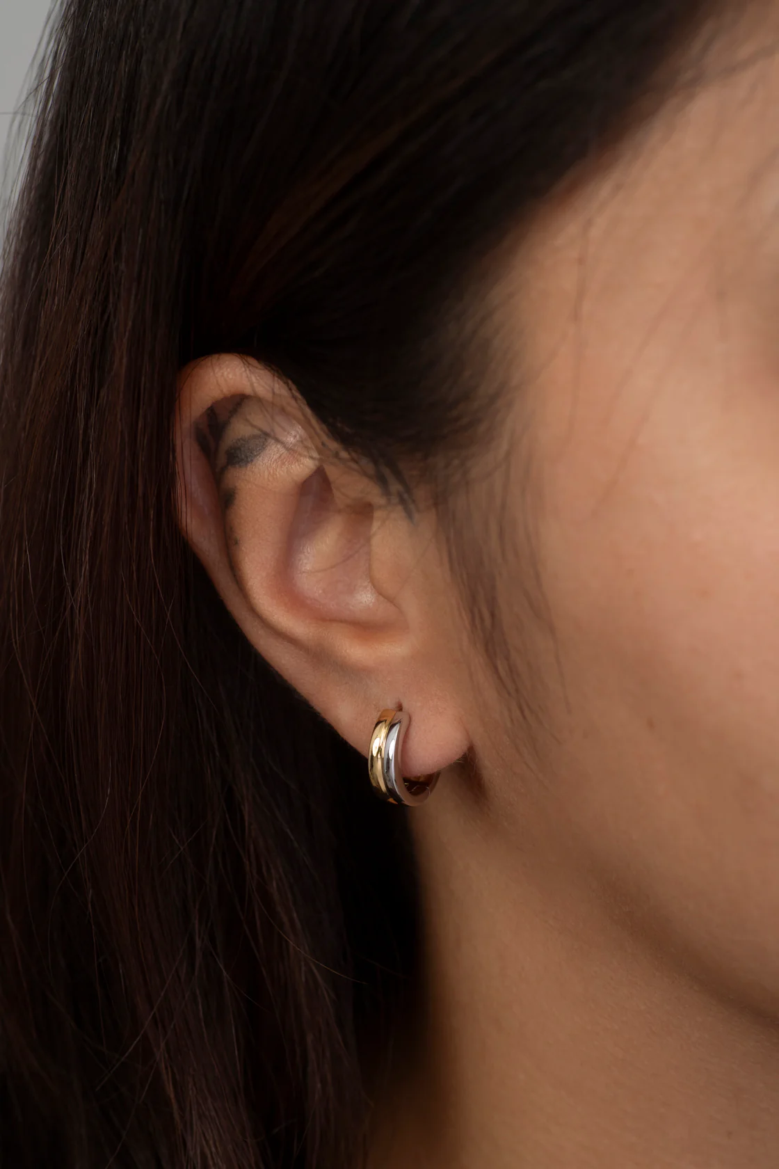 Duo Tone Huggies - Image 3